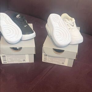 Size 3c - Nike Kids Black and White Sneakers - BRAND NEW